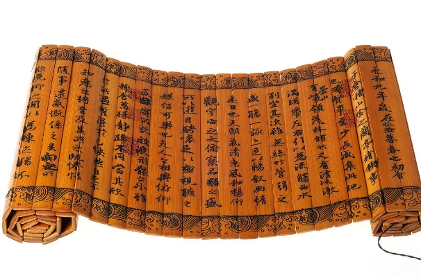 梦到掉好多牙齿吐出来图片